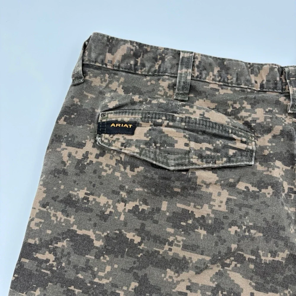 Ariat M4 Rebar Cargo Shorts Men 40 Olive Camo Digital Cotton Utility Work Pants